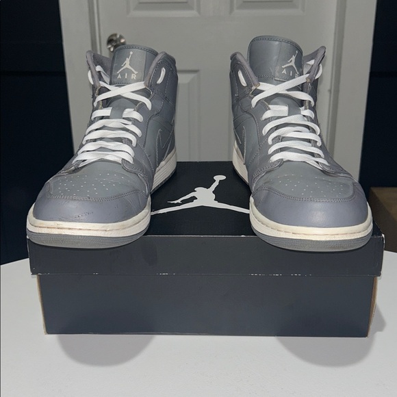 Jordan 1 Mid “Cool Grey White” Men’s Size 15 - Picture 4 of 9
